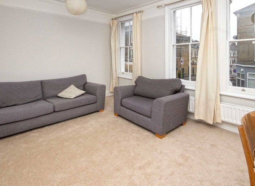 Flat Landor Road in Greater London