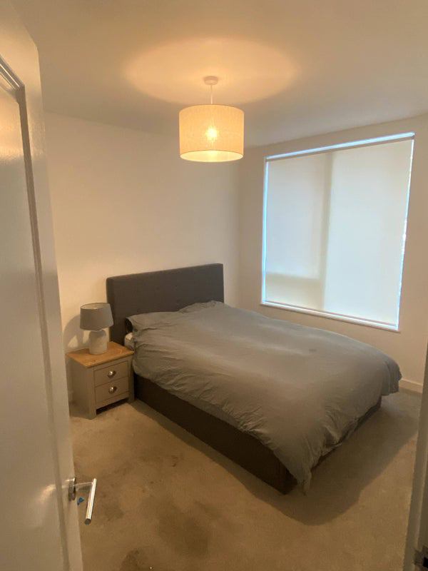 Room Cording Street in Greater London