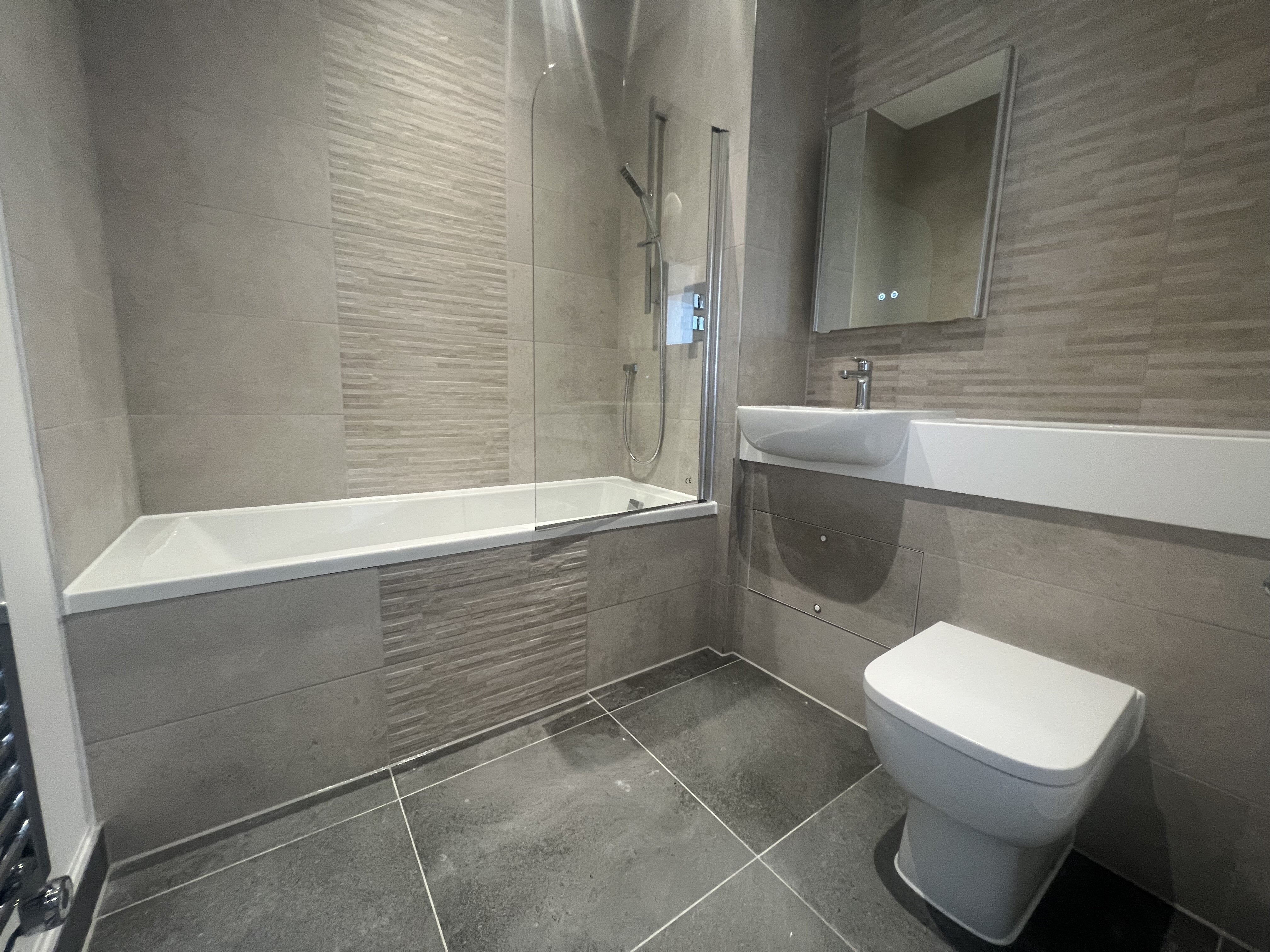 Flat Alençon Link in Basingstoke and Deane