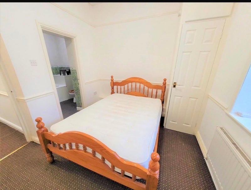 Flat Prescot Street in Liverpool