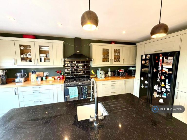 House Roundwood View in Reigate and Banstead