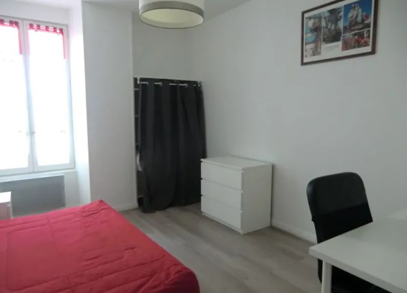 Chambre Rue Réaumur à La Rochelle