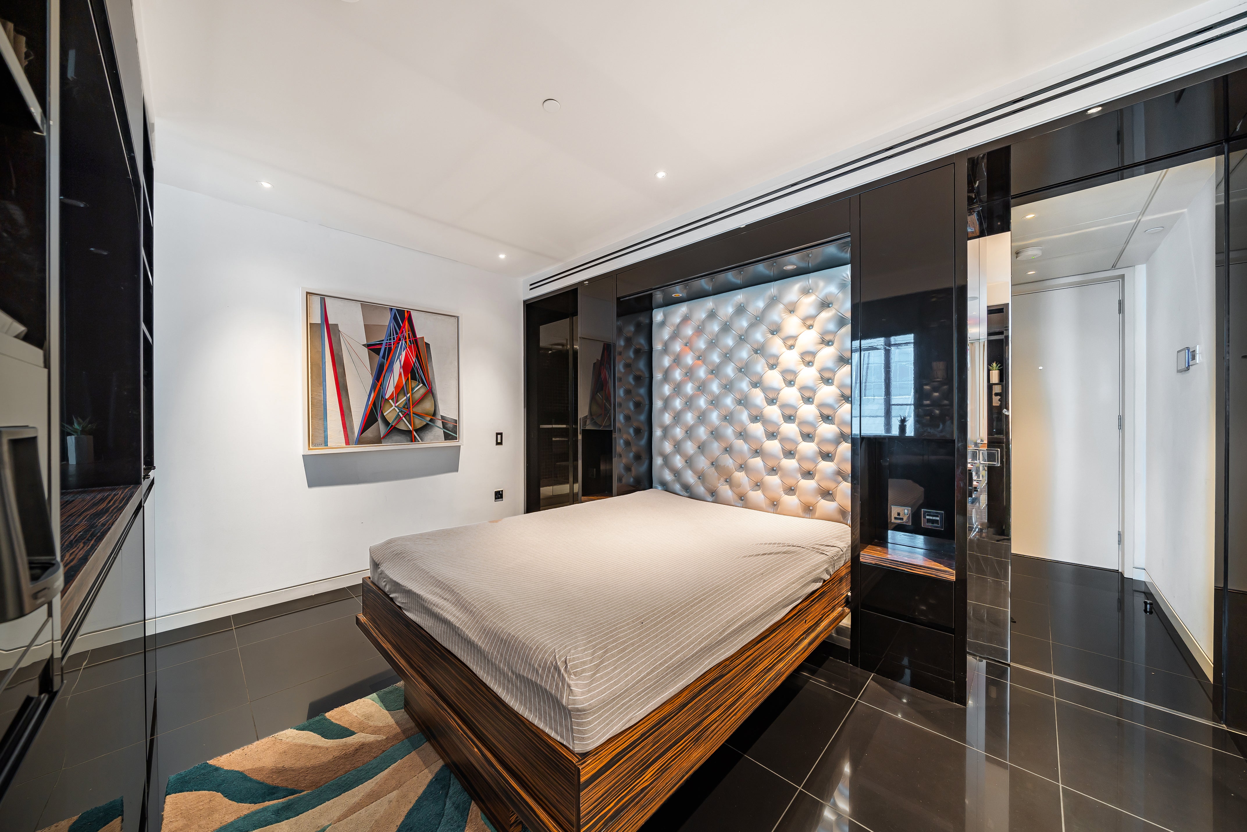 Flat Moor Lane in City of London