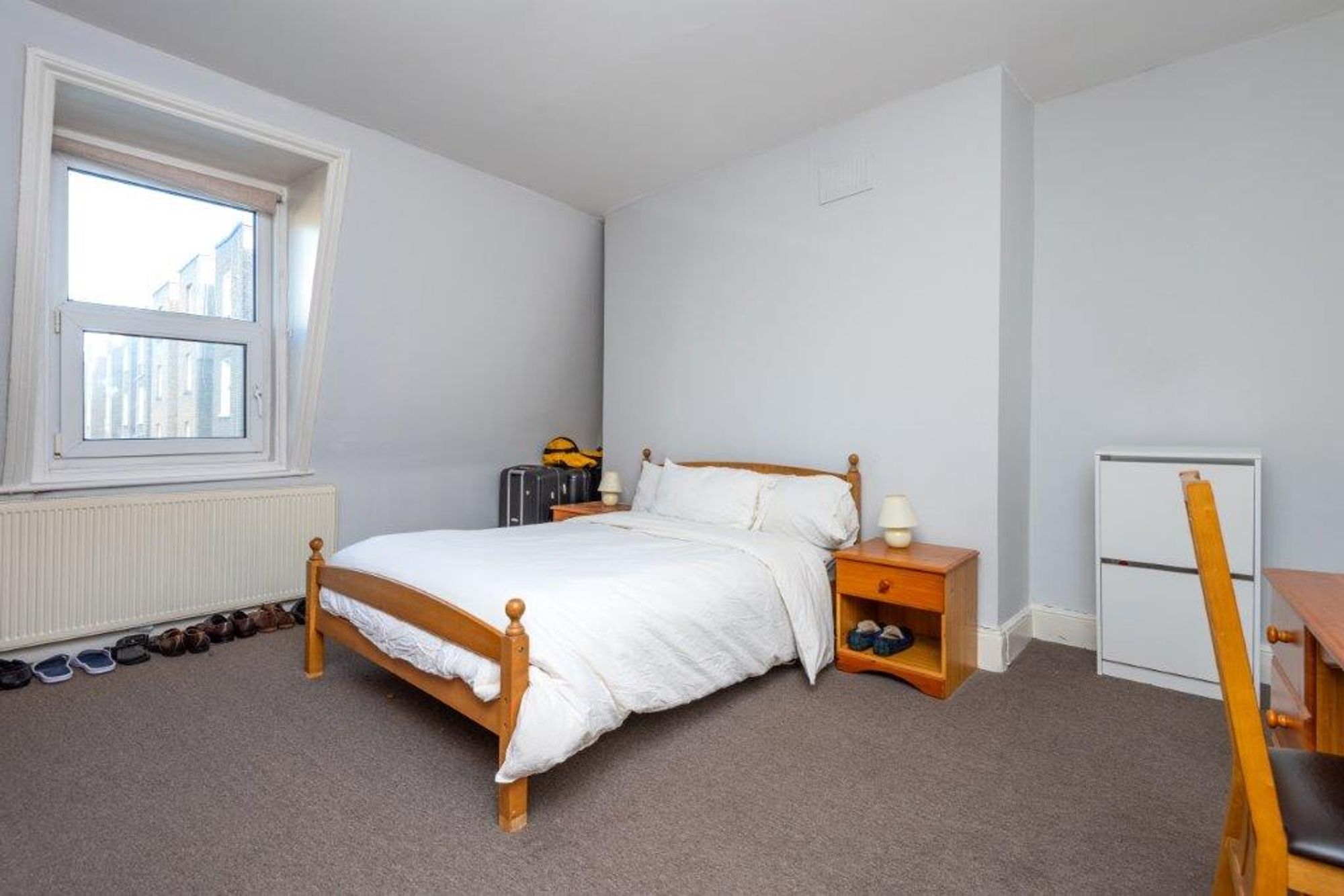 Flat Fellows Road in Greater London