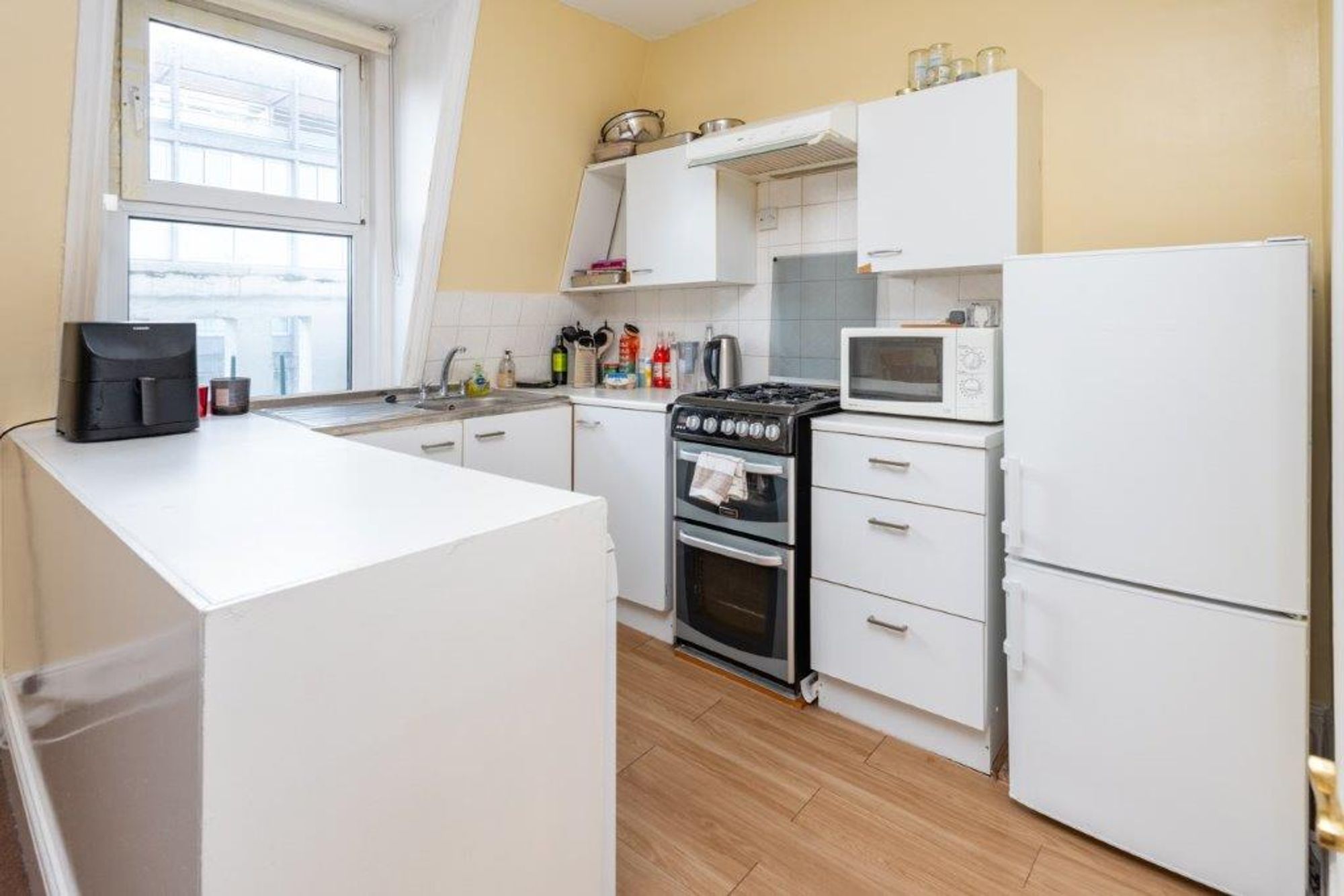 Flat Fellows Road in Greater London