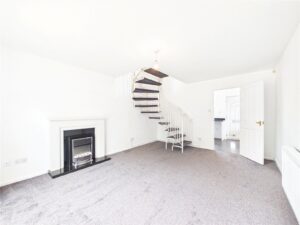 House Kingston Close in Droitwich Spa