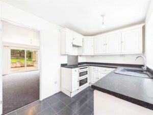House Kingston Close in Droitwich Spa