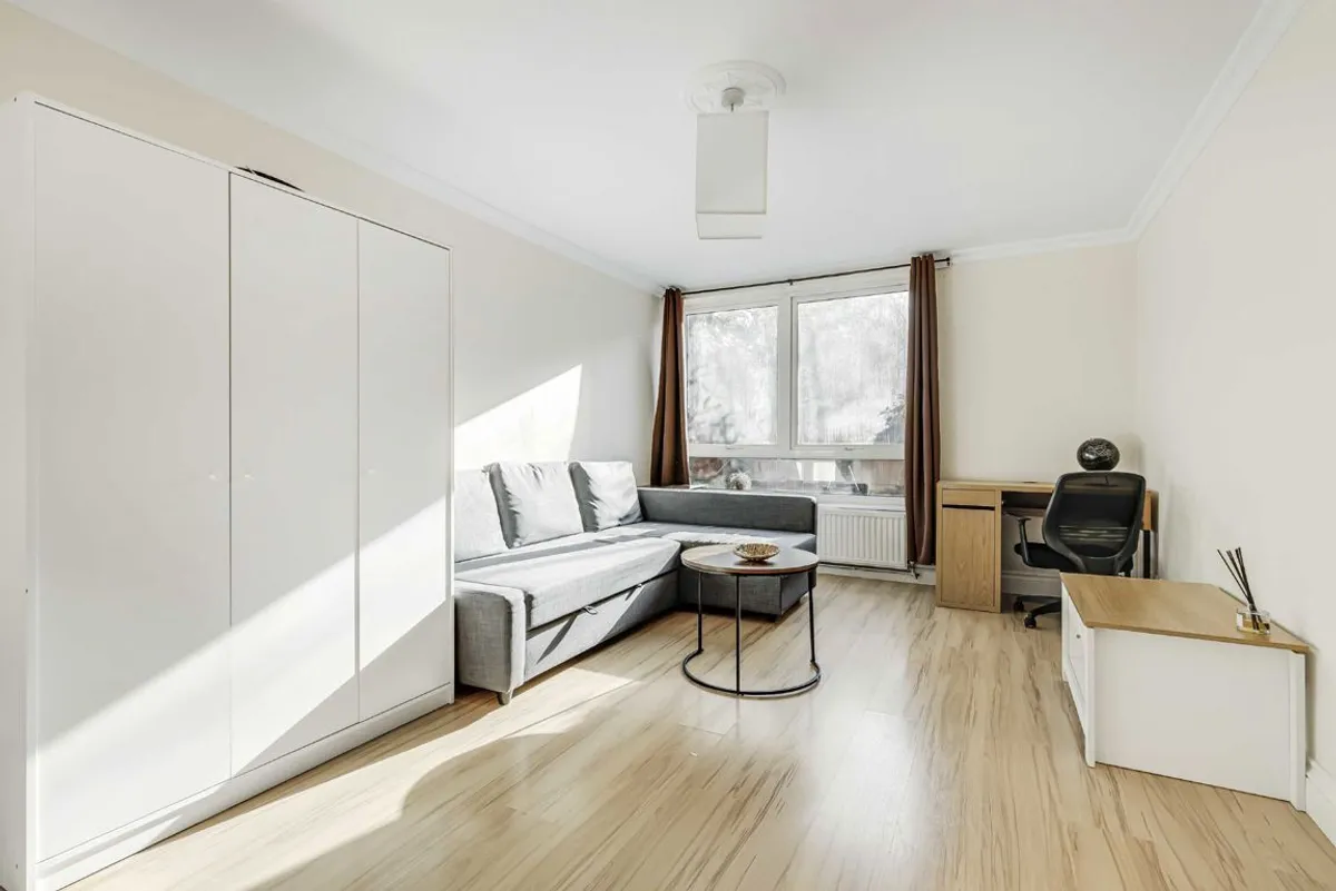 House Elf Row in Greater London