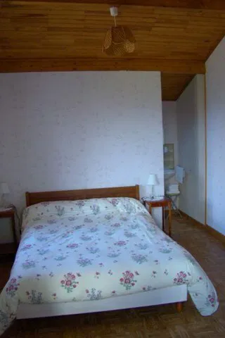 Chambre Route de Maxou à Saint-Pierre-Lafeuille