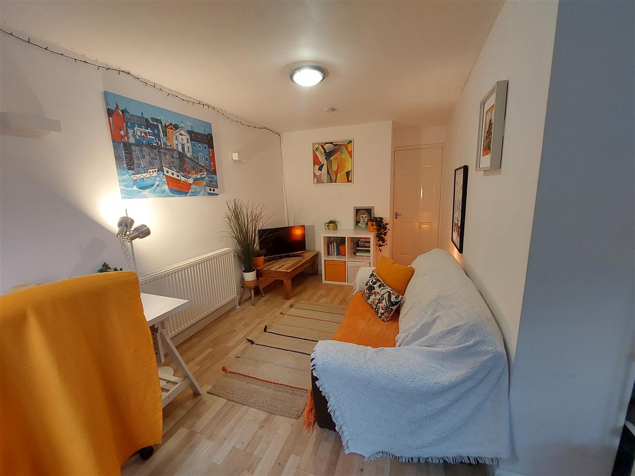 Flat Durnford Street in Bristol