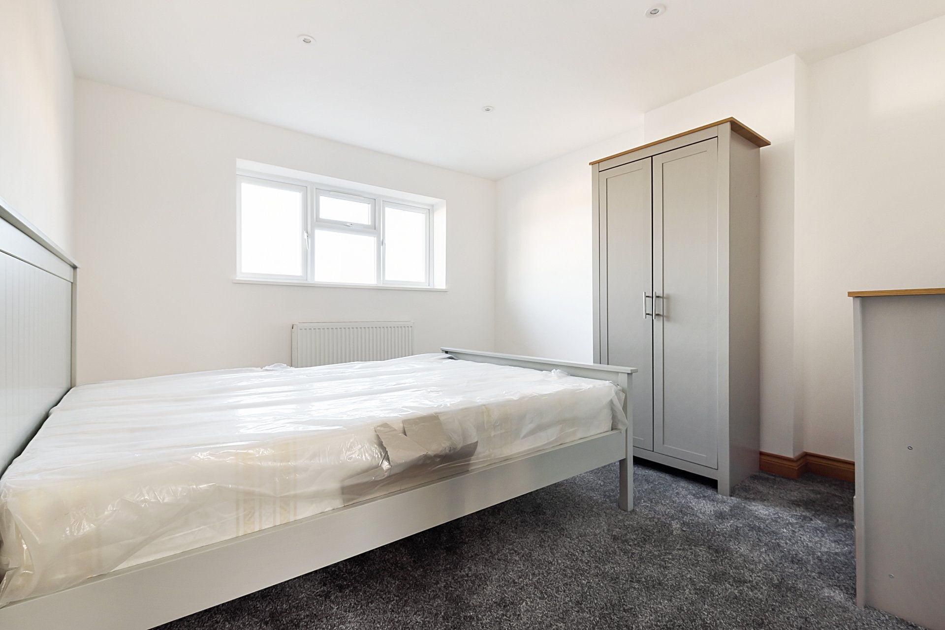 House Endeavour Way in Greater London