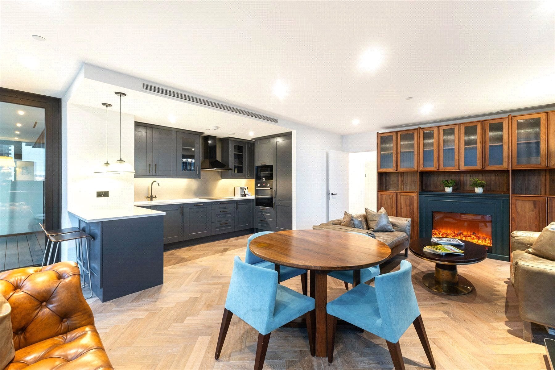 Flat Merino Gardens in Greater London
