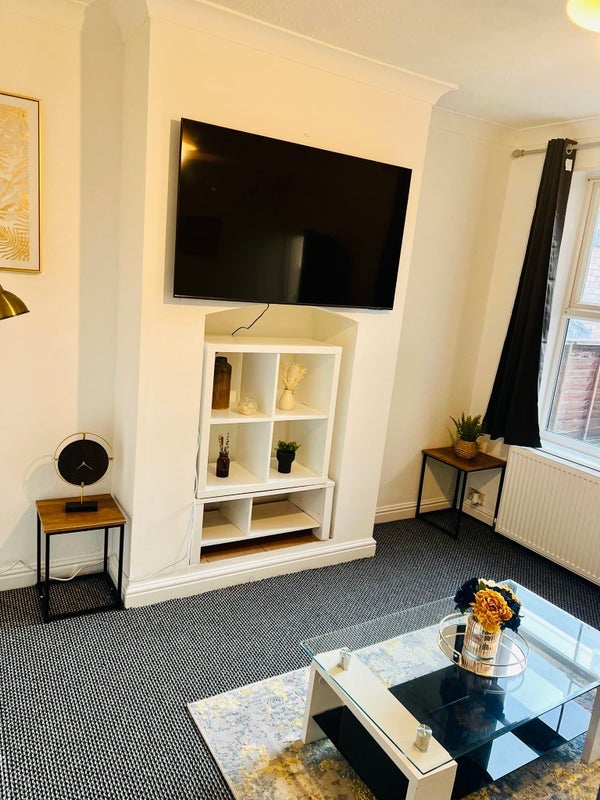 Room Berridge Road West in Nottingham