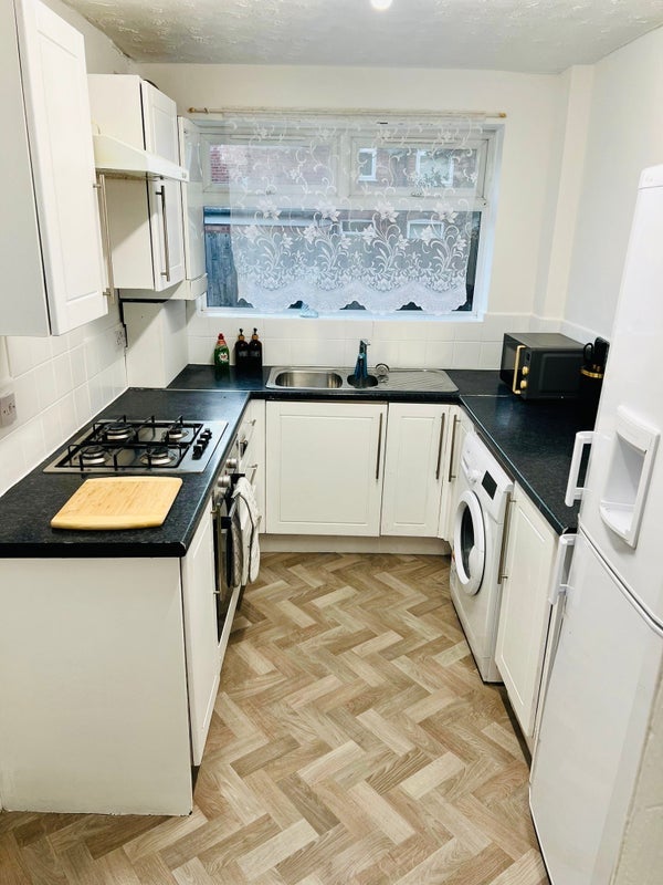 Room Berridge Road West in Nottingham
