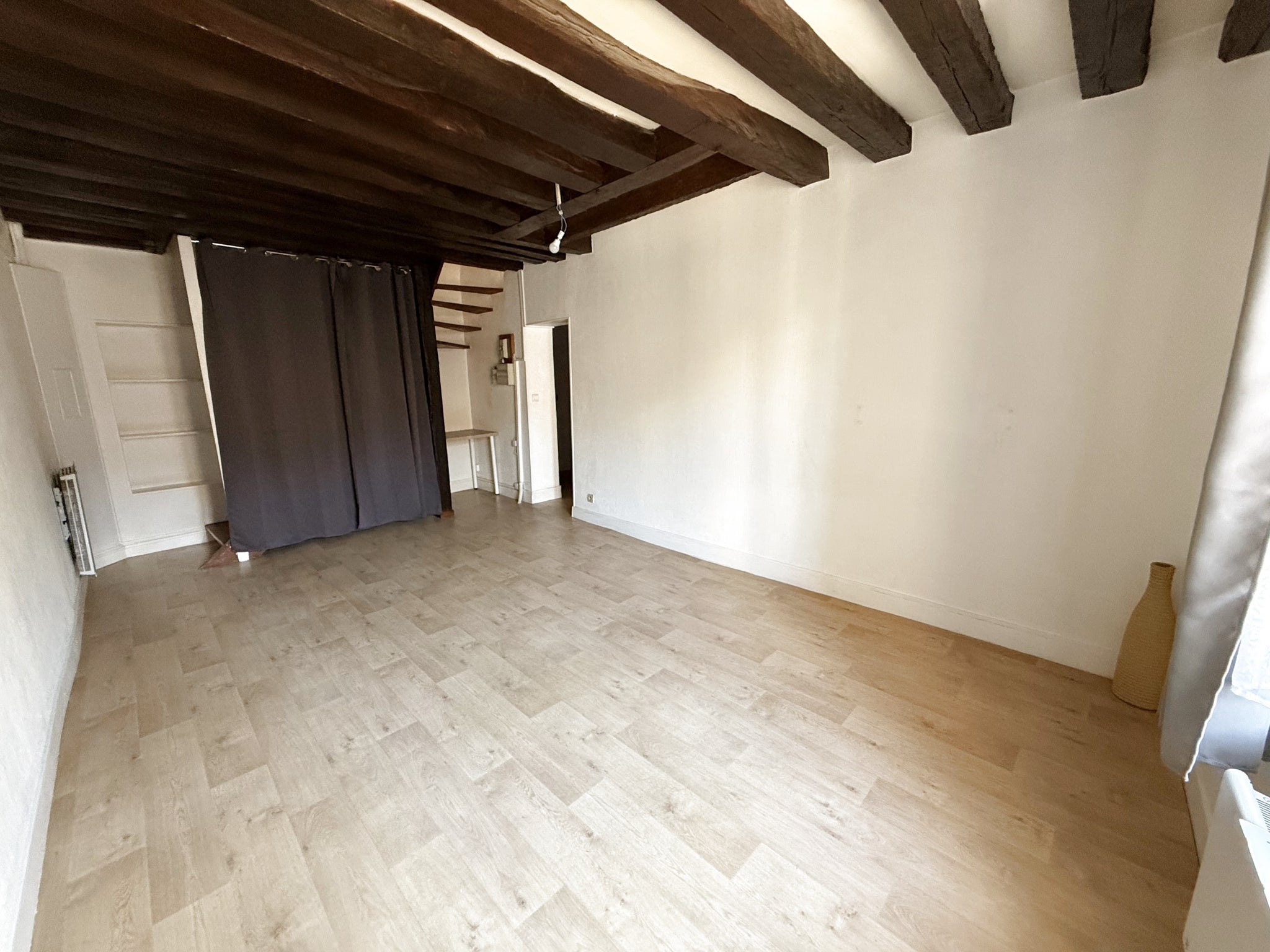 Appartement Route des Bons Amis à Fontaine-Chaalis