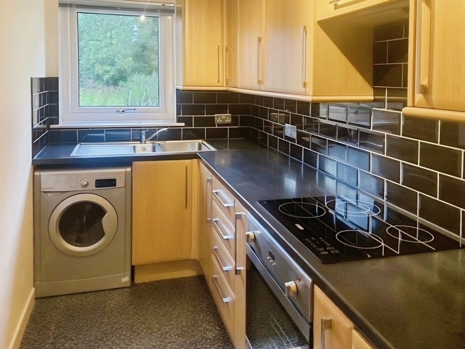 Flat Mid Street in Bathgate