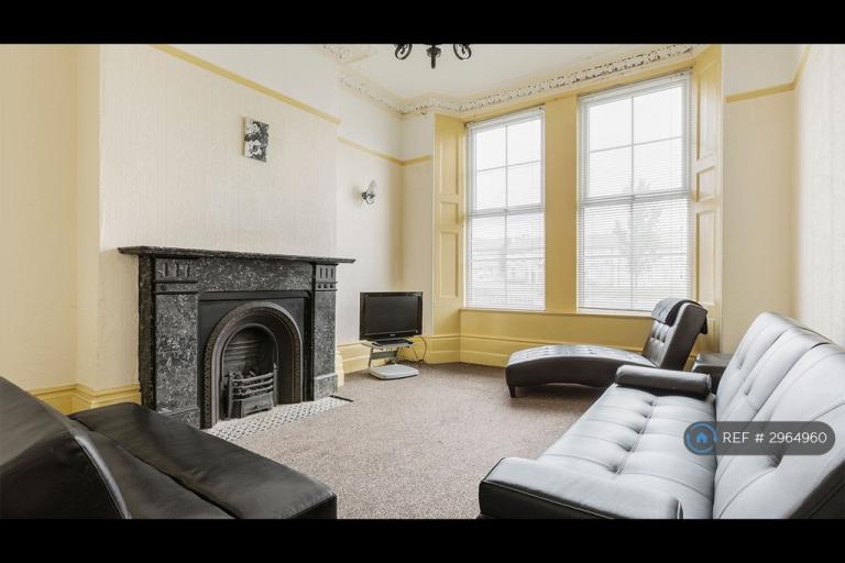 Room Edge Lane in Liverpool