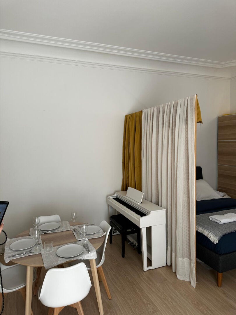 Appartement Place du Père Marcellin Champagnat à Paris