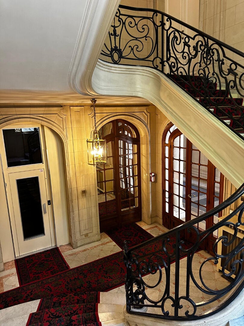 Flat Place du Père Marcellin Champagnat in Paris