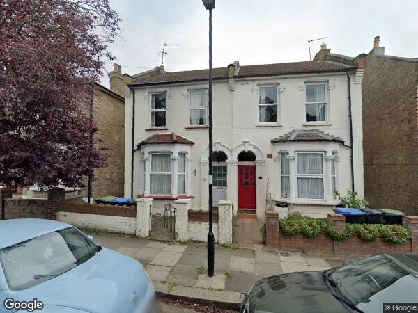 House Cecil Avenue in Greater London