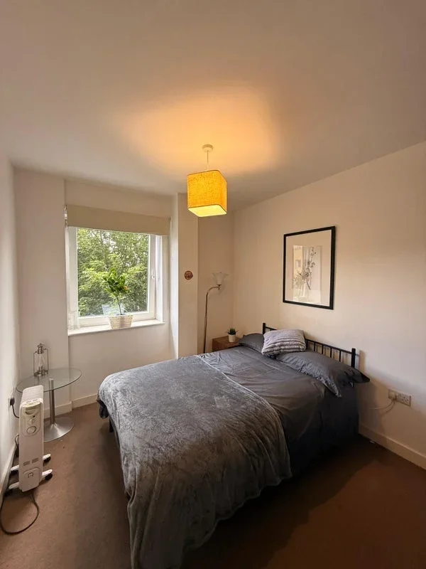 Room Forge Square in Greater London
