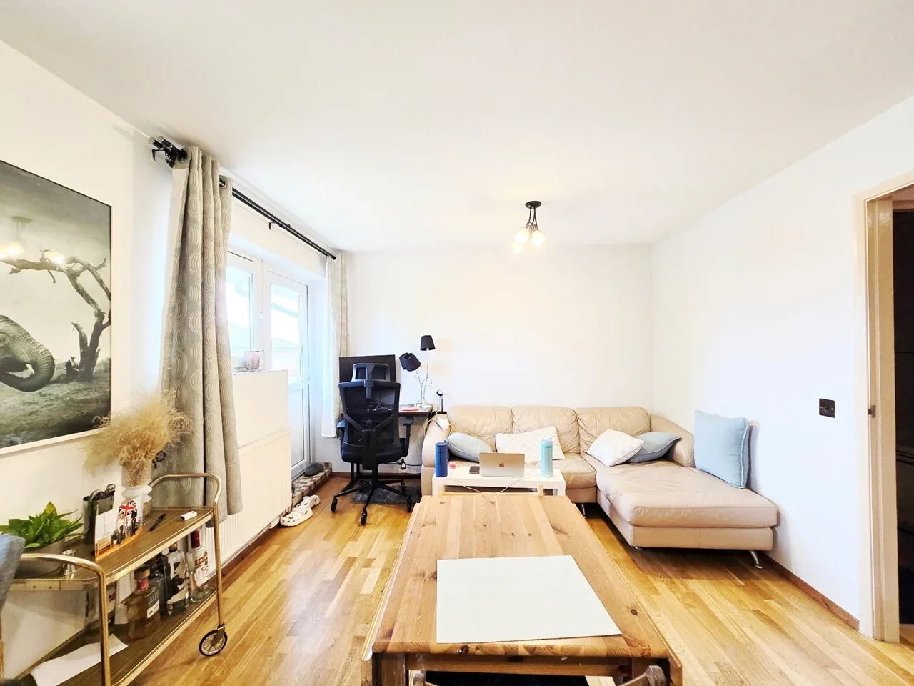 Flat Saltram Close in Greater London