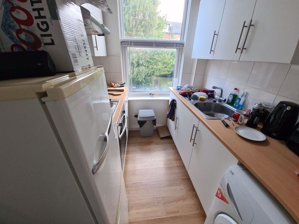 Flat Back Kensington Terrace in Leeds