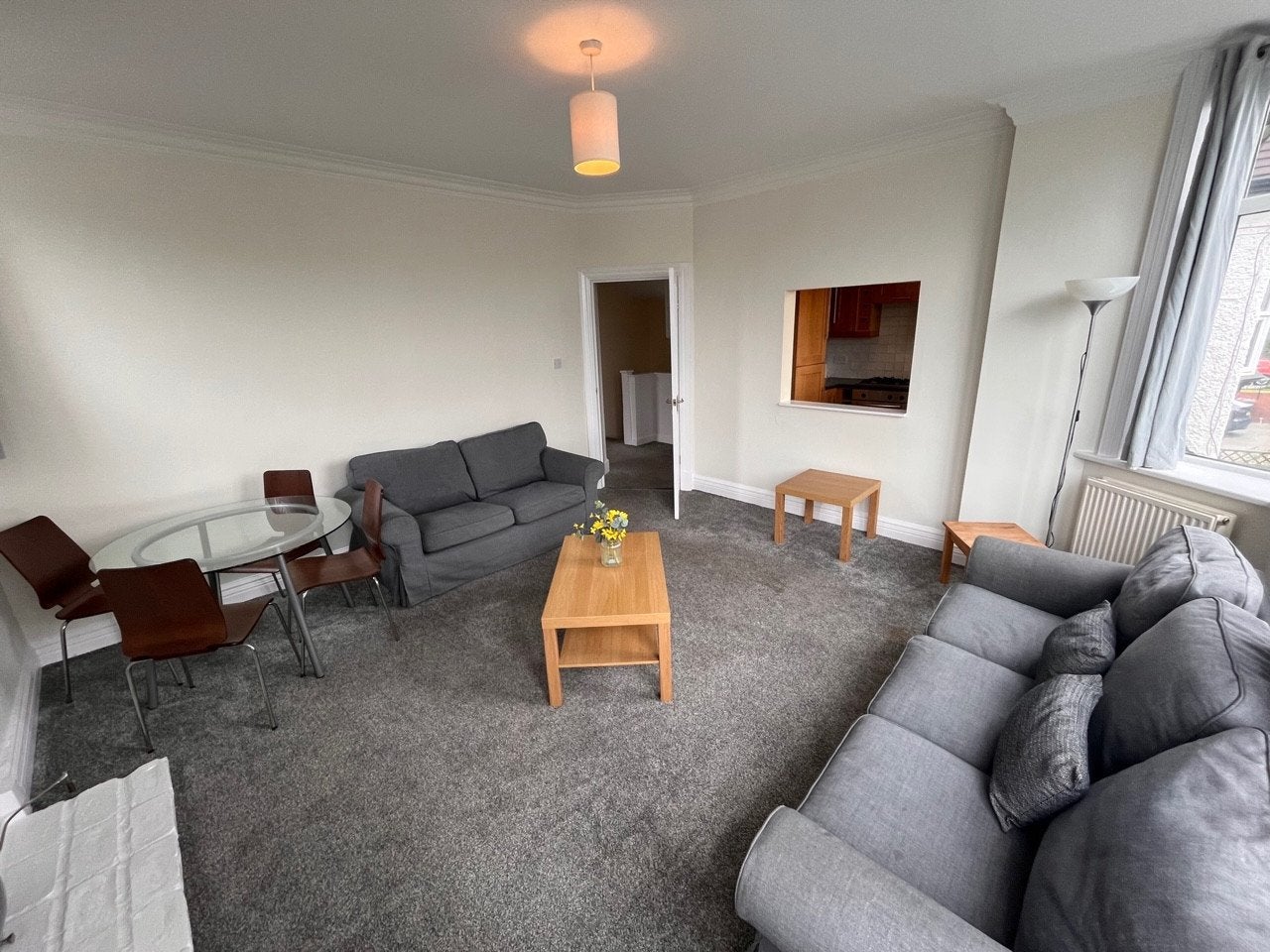 Flat Ashleigh Road in Leeds