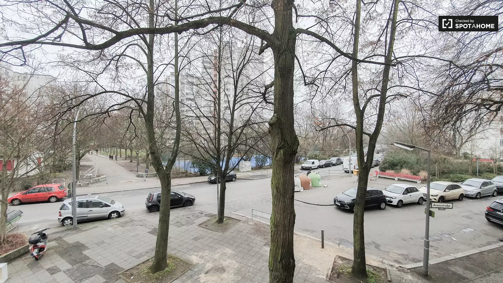 Wohnung Aronsstraße in Berlin