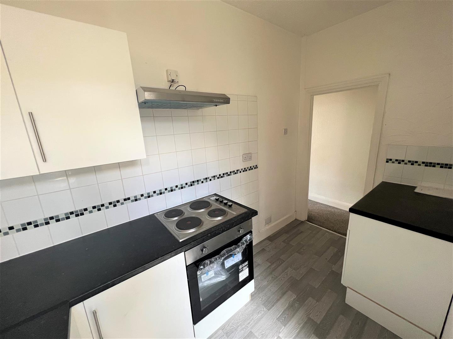 Flat Beedell Avenue in Southend-on-Sea