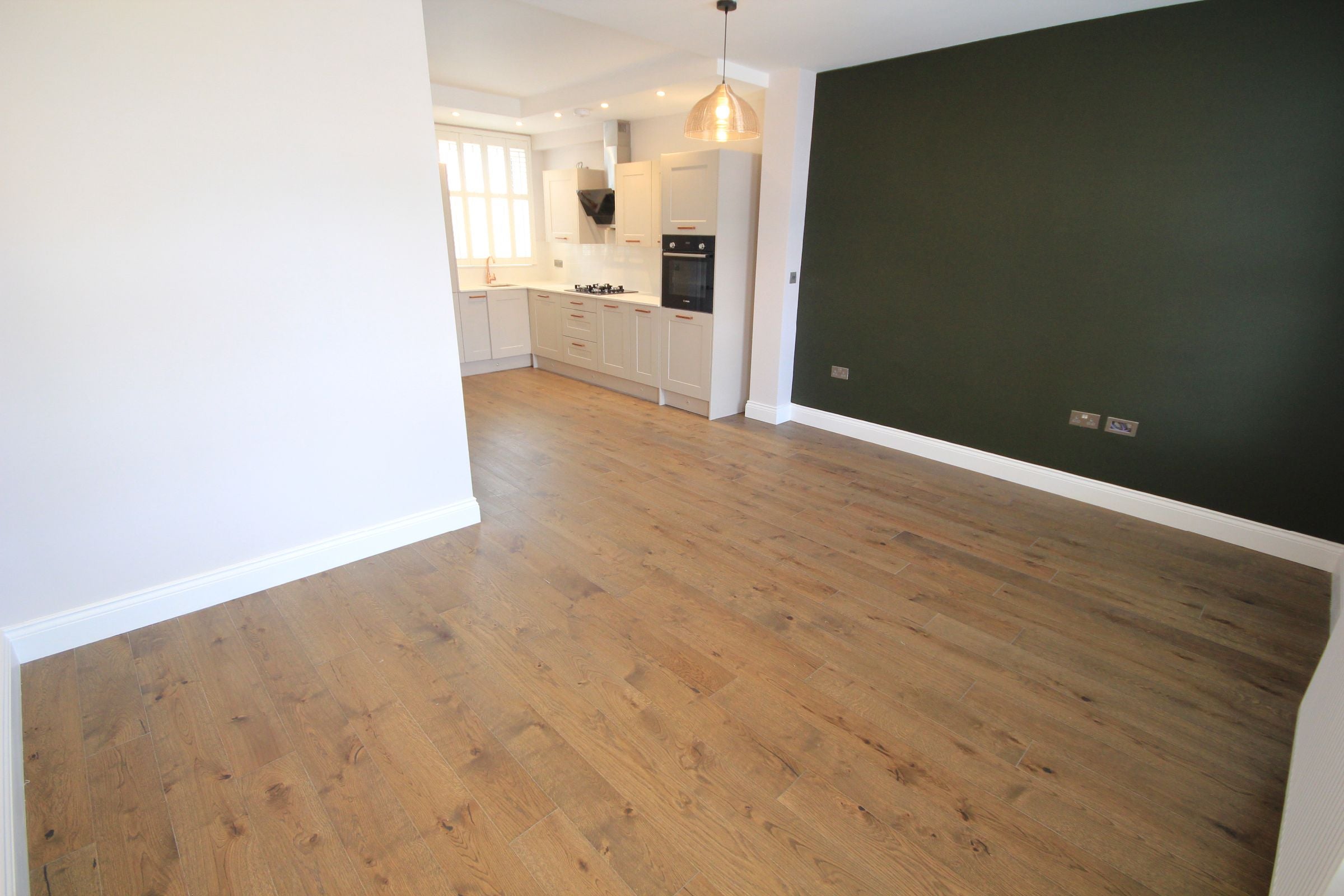 Flat South Ealing Road in Greater London