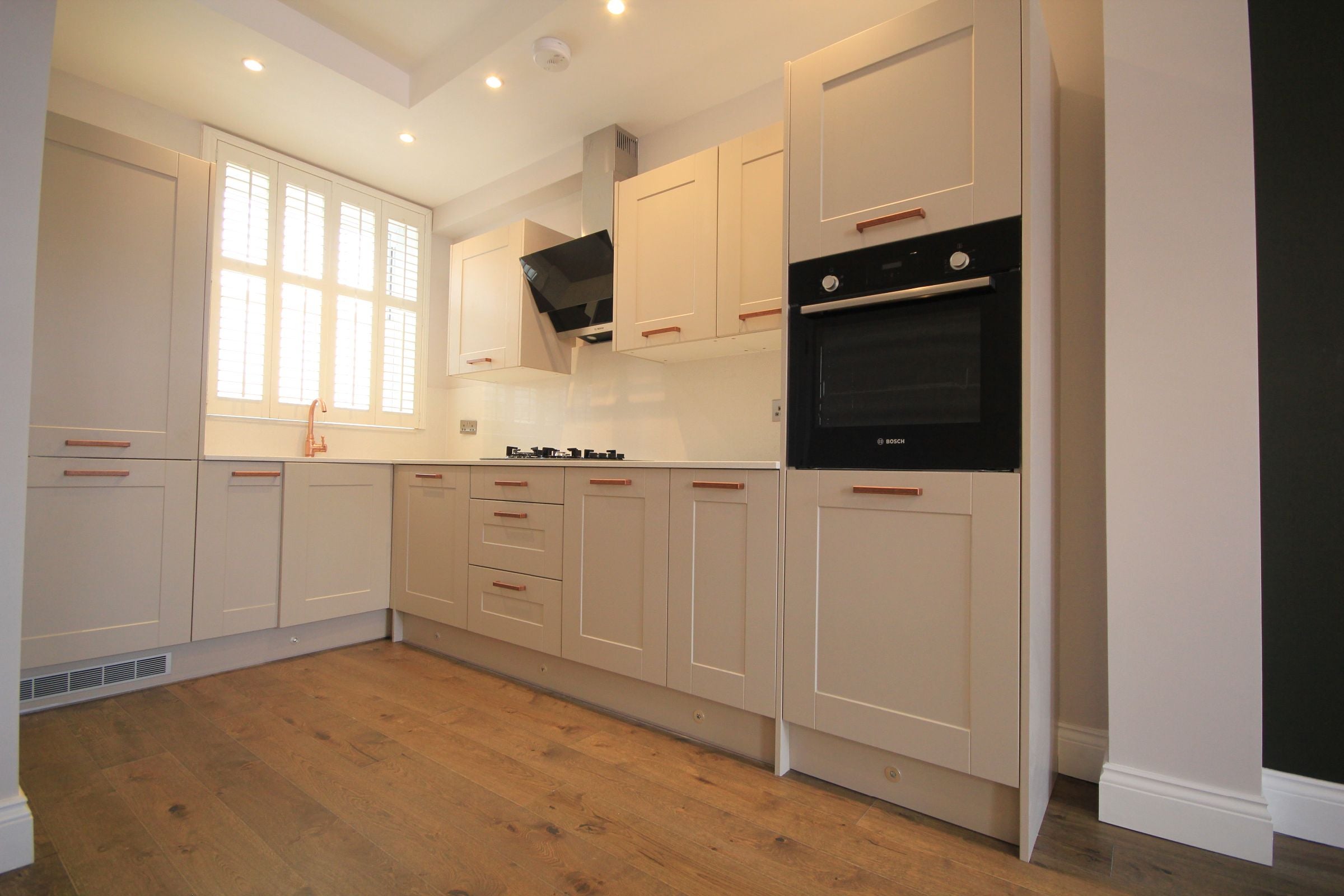Flat South Ealing Road in Greater London