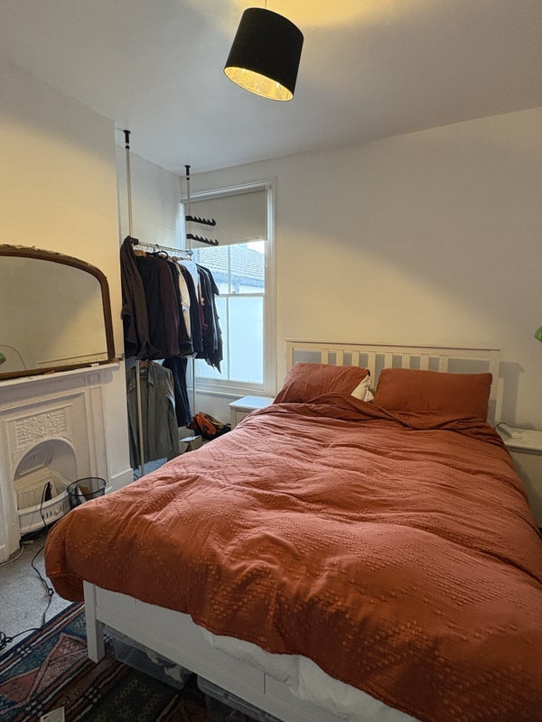 Room Clive Road in Greater London
