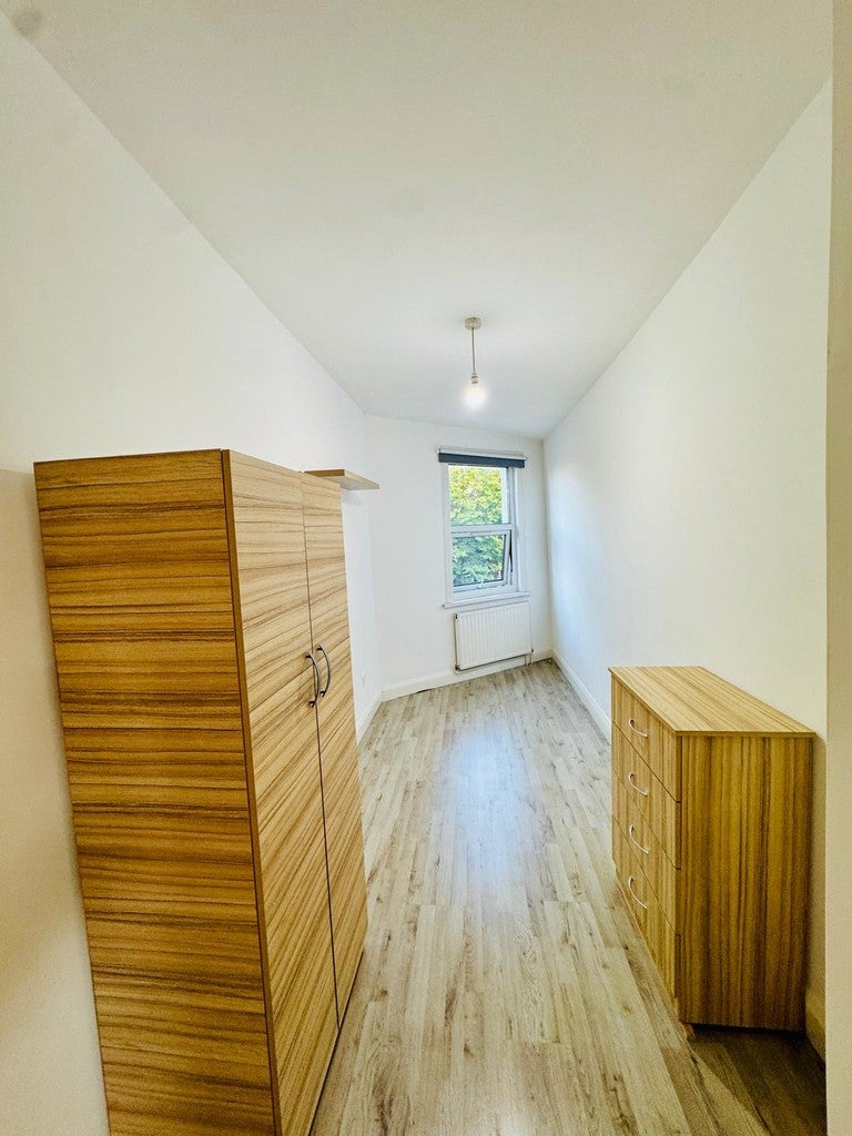 Flat West Street in Greater London