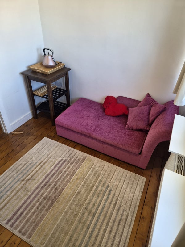 Room Shanklin Gardens in Leicester Forest East