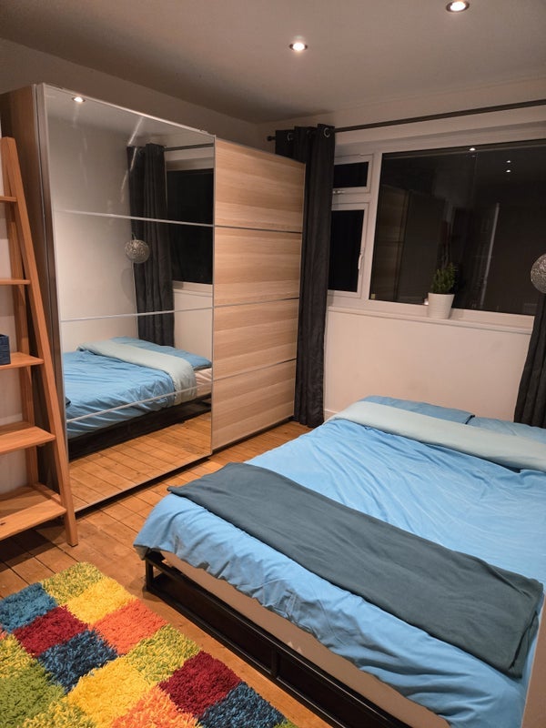Room Shanklin Gardens in Leicester Forest East