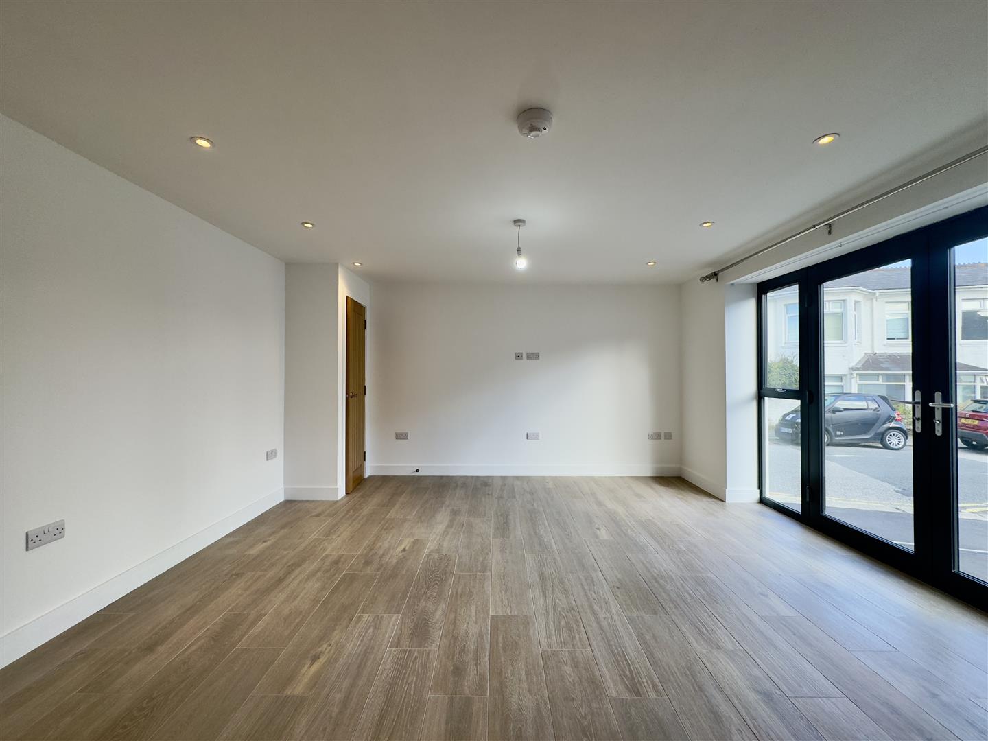Flat Pargolla Road in Newquay