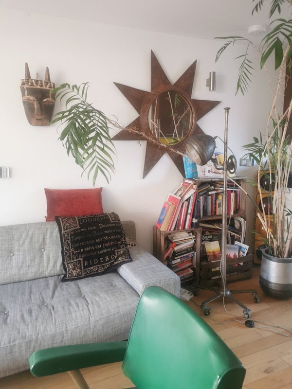 Room Sternhall Lane in Greater London