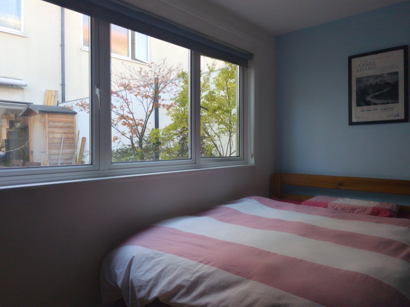 Room Sternhall Lane in Greater London