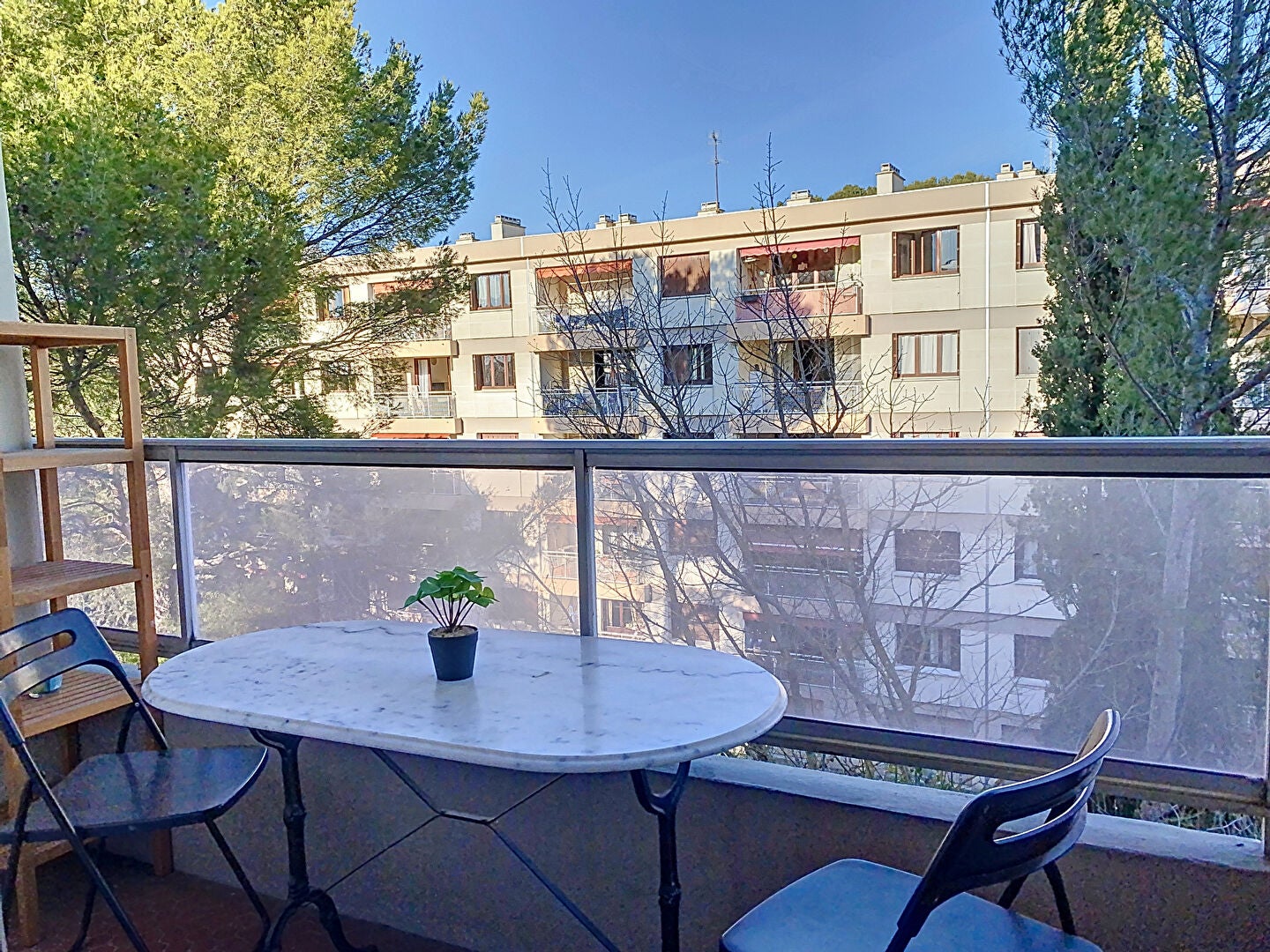 Flat Avenue Henri Malacrida in Aix-en-Provence