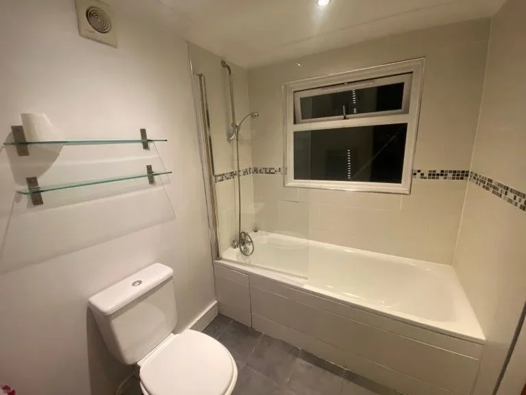 Room Fiveways Corner in Greater London