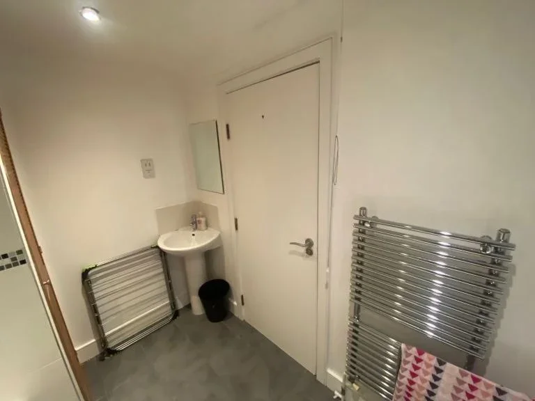 Room Fiveways Corner in Greater London