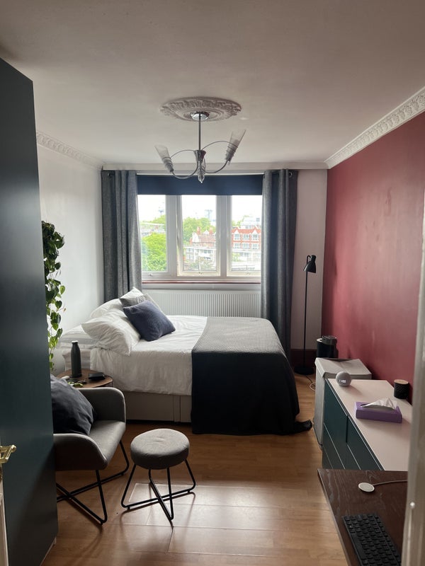 Room St. John Street in Greater London