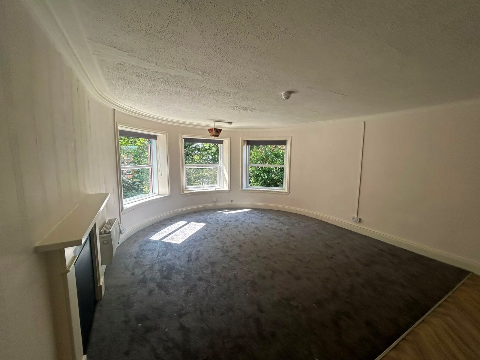 Room Woodland Lane in Leeds