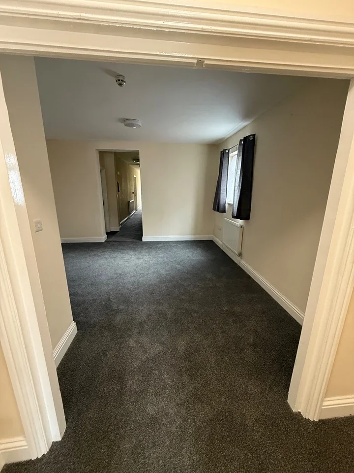 Room Uxbridge Road in Greater London