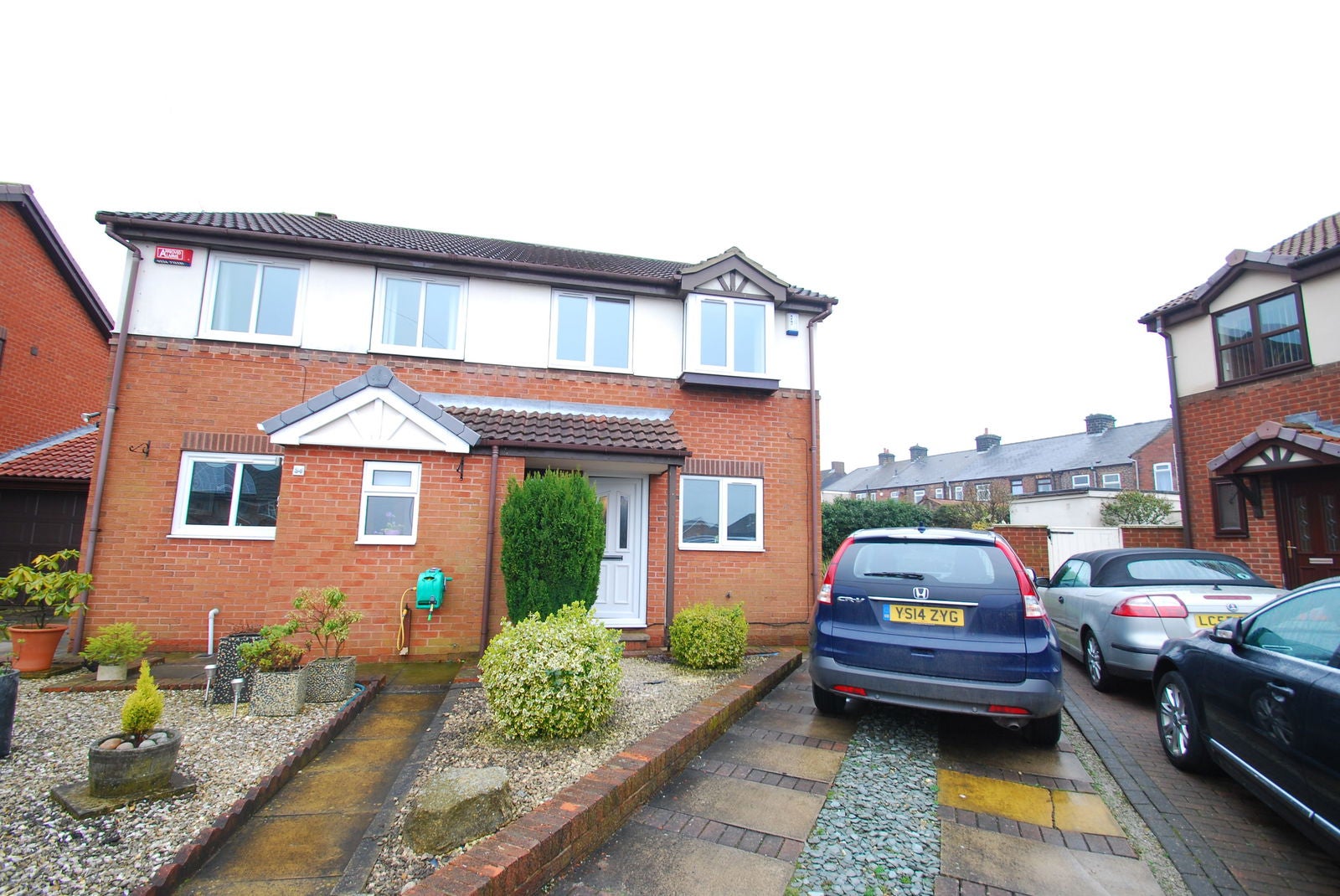 House Higham Common Road in Barnsley