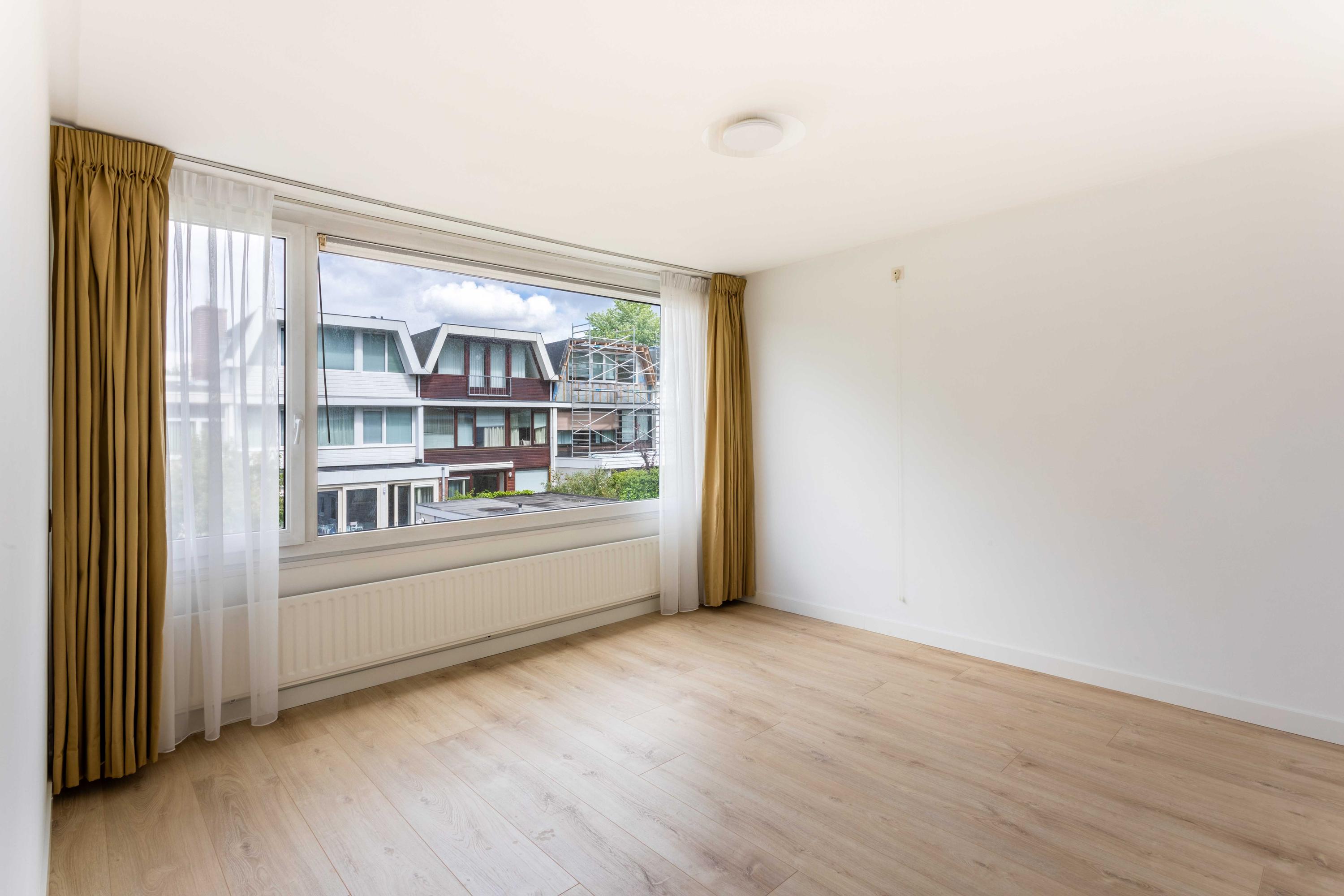 Tussenwoning te huur: Biesbosch 10, Amstelveen