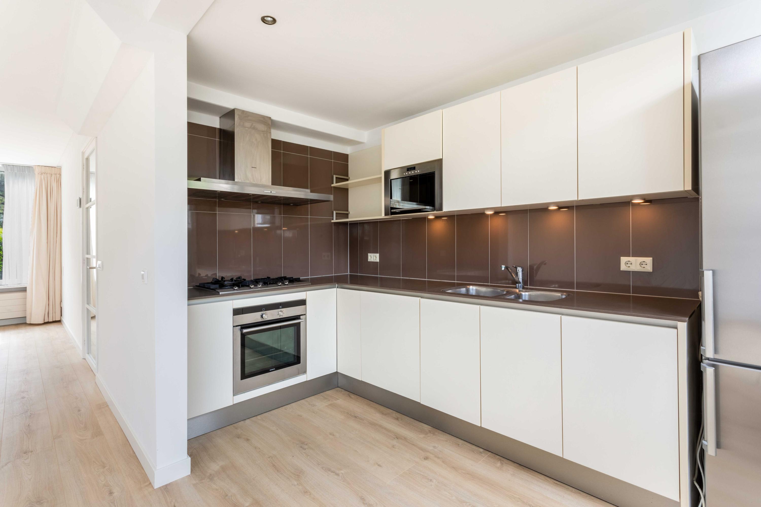 Tussenwoning te huur: Biesbosch 10, Amstelveen