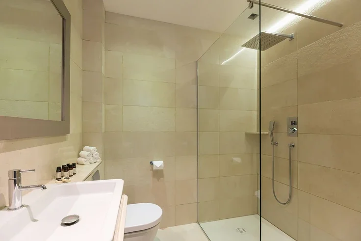 Flat Stukeley Street in Greater London