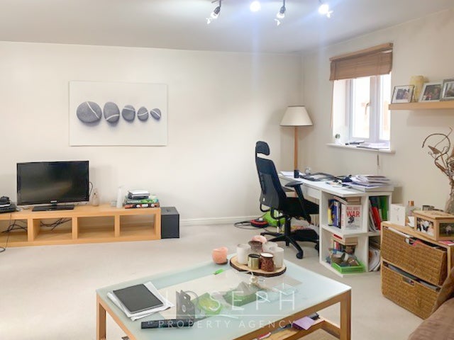 Flat Heatherhayes in Ipswich